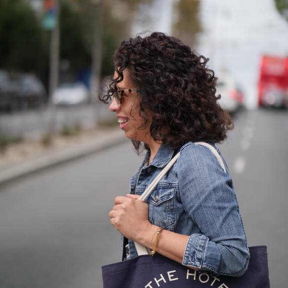 Poshmark profile picture for @noelia